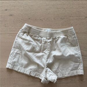 Wilfred High Waist Cream Shorts